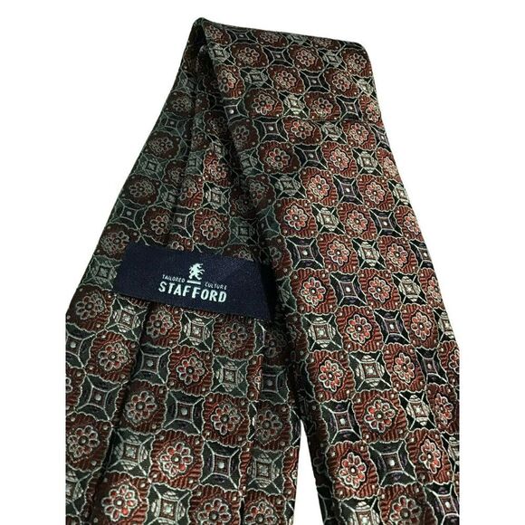 5/$10 Stafford Red Floral Men's Tie 100% Polyester 56 Inch - Picture 5 of 5